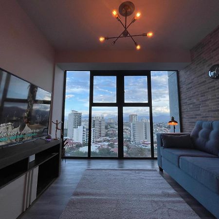Cosmopolitan Apt 1407, 5 Star Facilities, 15M Sjo Airport, Parking, Pool, Gym San José Buitenkant foto